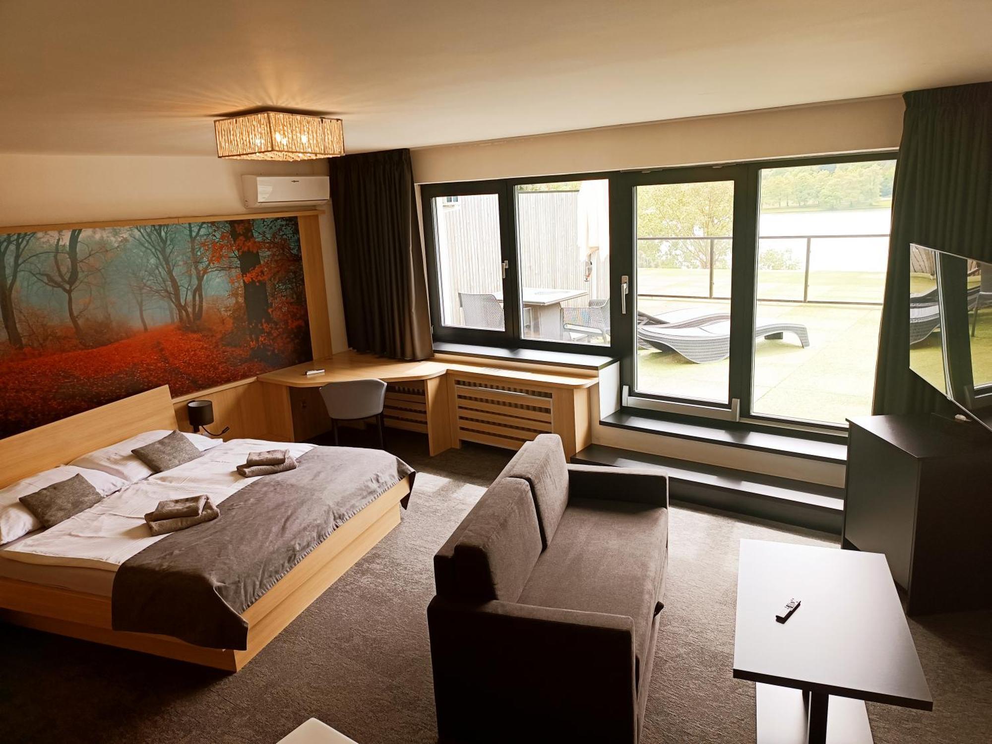 Hotel Kras Jedovnice Eksteriør bilde