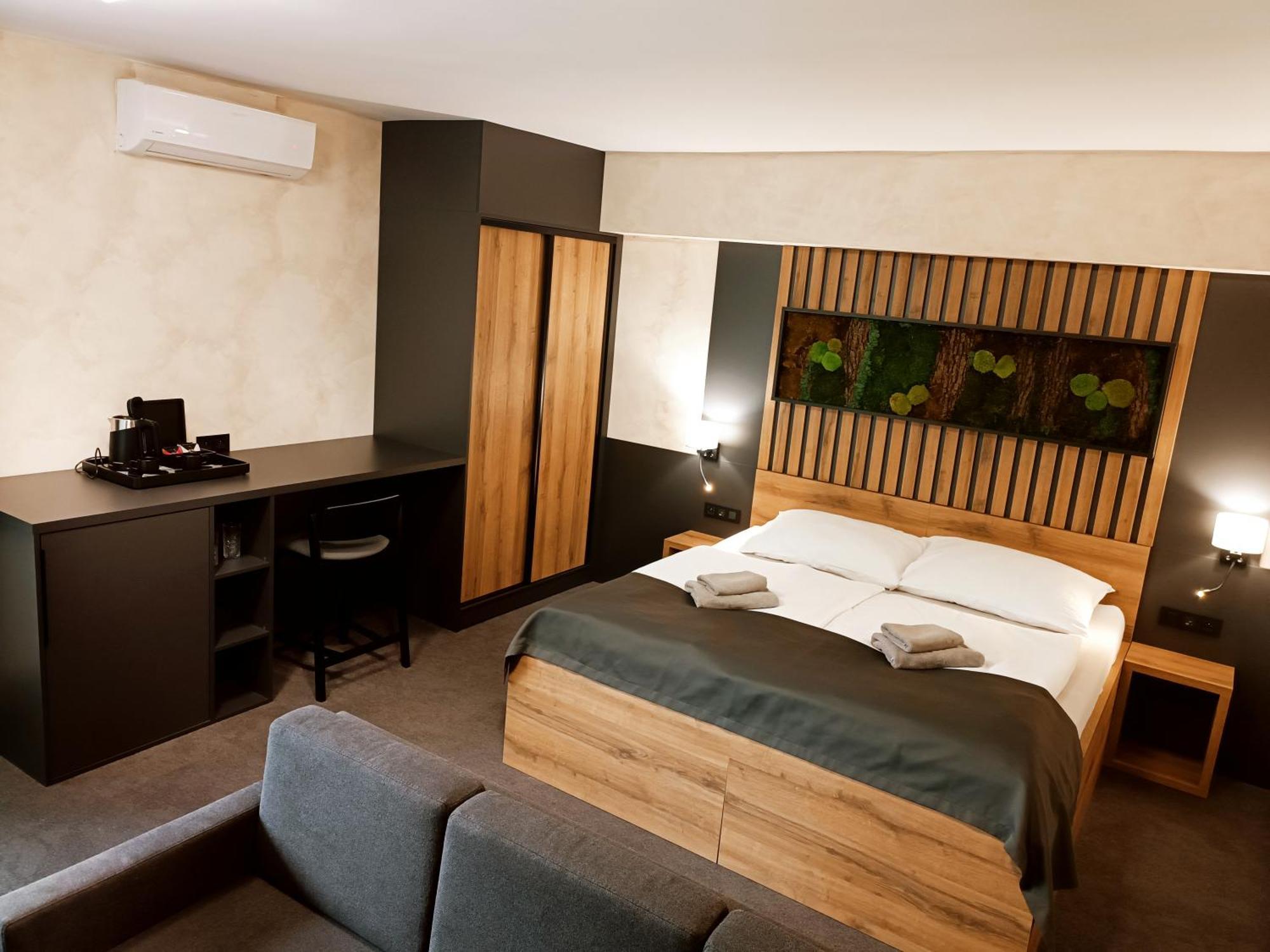 Hotel Kras Jedovnice Eksteriør bilde